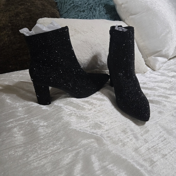 Sparkly Black Ankle Boots  NWOT..never worn! - Picture 3 of 5